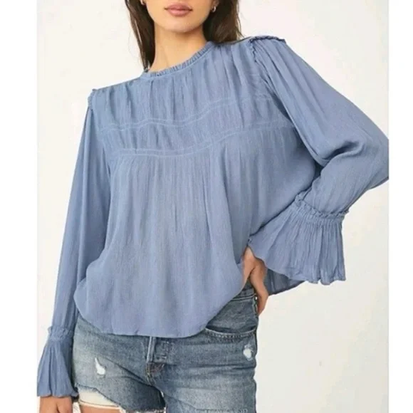 Free People Kelsey Blue Bell Sleeve Pleated Blouse Summer Endless size S - Picture 11 of 11